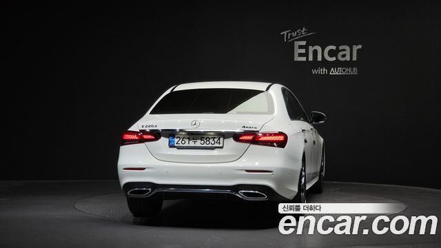 Mercedes-Benz E-Class из Кореи Encar