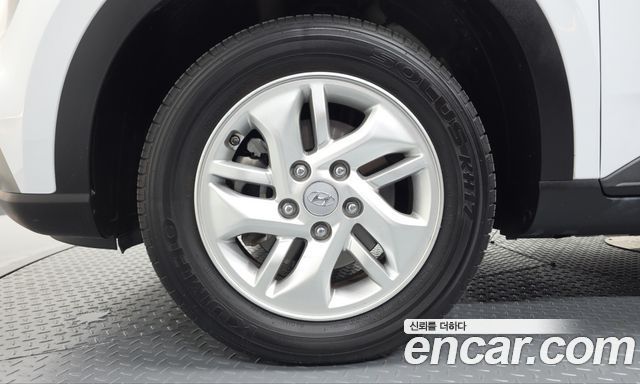 Hyundai Venue из Кореи Encar