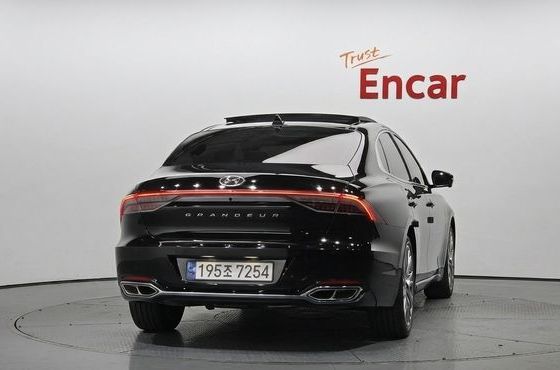 Hyundai Grandeur 3.3 Calligraphy — пробег 39 784 км — фото 4 из 5