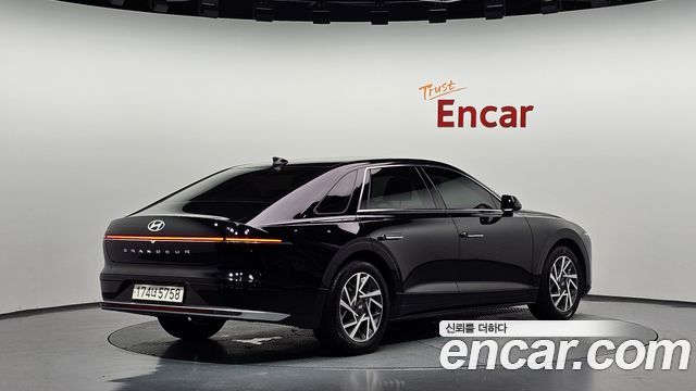 Hyundai Grandeur из Кореи Encar