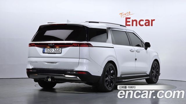 Kia Carnival Diesel 7-Seater Signature — пробег 228 568 км — фото 2 из 5