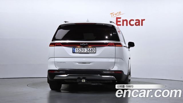 Kia Carnival Diesel 7-Seater Signature — пробег 228 568 км — фото 4 из 5