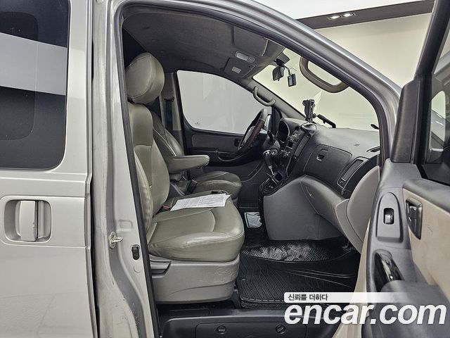 Hyundai Starex 3-Seater VAN CVX Deluxe — пробег 230 055 км — фото 5 из 5