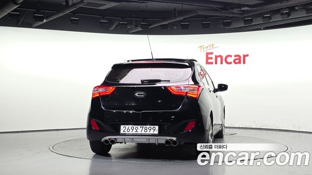 Hyundai i30 Diesel 1.6 VGT Extreme — пробег 147 637 км — фото 4 из 5