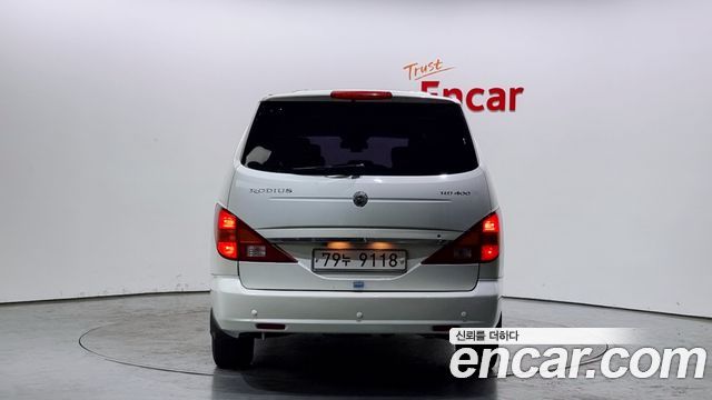 Ssangyong Rodius из Кореи Encar