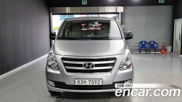 Hyundai Starex 5-Seater LPi VAN Smart — пробег 100 571 км — фото 3 из 5