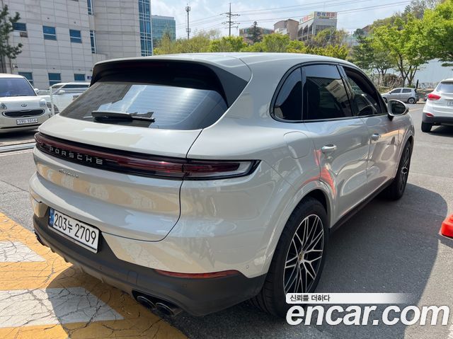 Porsche Cayenne 3.0 — пробег 18 600 км — фото 4 из 5