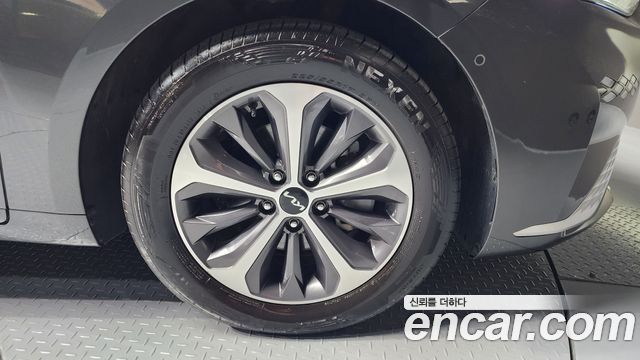 Kia K8 из Кореи Encar