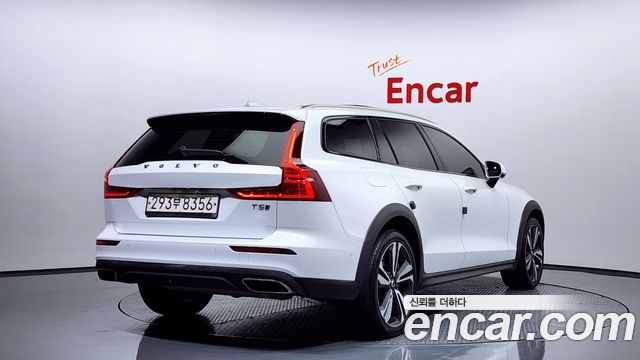 Volvo V60 из Кореи Encar
