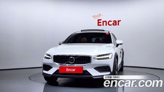 Volvo V60 из Кореи Encar