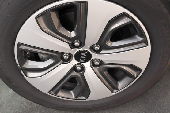 Kia Niro Prestige — пробег 154 855 км — фото 5 из 5