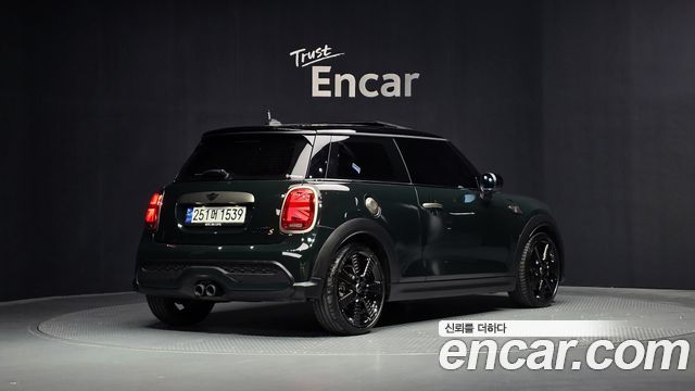 Mini Cooper 3Door Resolute Edition 3rd Gen — пробег 37 967 км — фото 2 из 5