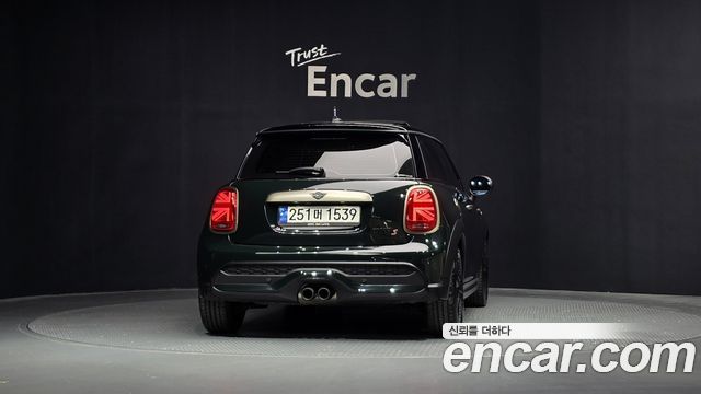 Mini Cooper 3Door Resolute Edition 3rd Gen — пробег 37 967 км — фото 4 из 5