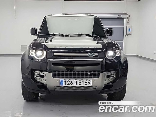 Land Rover Defender 110 P300 X-Dynamic SE — пробег 98 920 км — фото 2 из 5