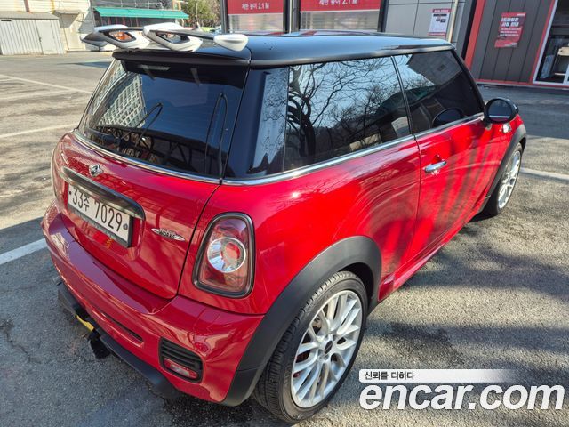 Mini Cooper JCW 2nd Generation — пробег 66 000 км — фото 2 из 5