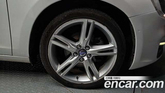 Volvo S60 из Кореи Encar