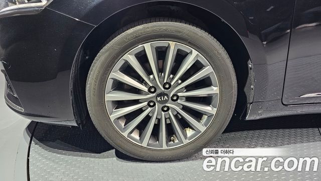 Kia K7 из Кореи Encar