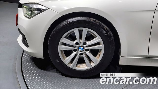 BMW 3-Series из Кореи Encar
