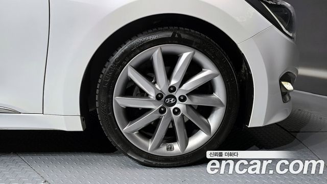 Hyundai Aslan из Кореи Encar