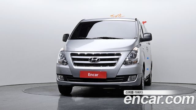 Hyundai Starex 11-Seater Wagon Smart — пробег 178 504 км — фото 3 из 5