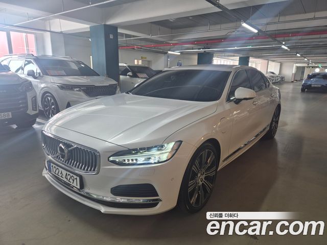 Volvo S90 T8 AWD Inscription — пробег 182 900 км — фото 1 из 5