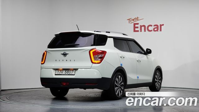 Ssangyong TIBOLI из Кореи Encar