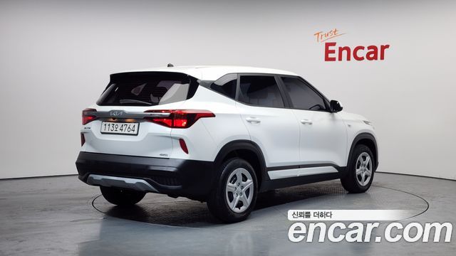 Kia Seltos из Кореи Encar
