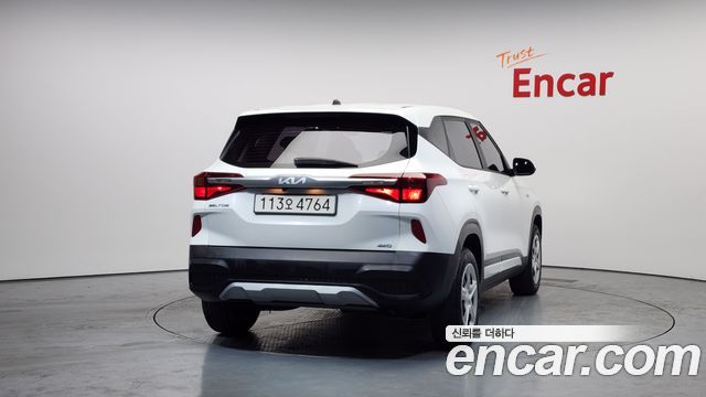 Kia Seltos из Кореи Encar