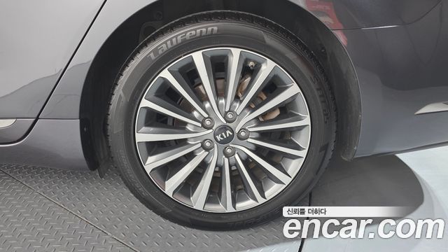 Kia K7 из Кореи Encar