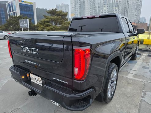 GMC Sierra Denali-X — пробег 23 000 км — фото 4 из 5