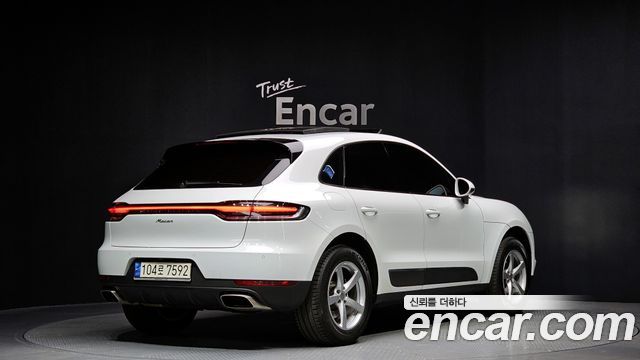 Porsche Macan из Кореи Encar
