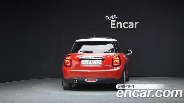 Mini Cooper из Кореи Encar