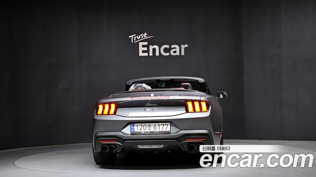 Ford Mustang 5.0 GT Premium Convertible — пробег 31 150 км — фото 4 из 5