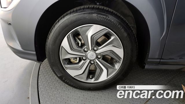 Hyundai Kona из Кореи Encar