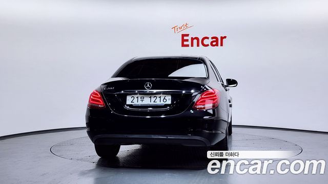 Mercedes-Benz C-Class из Кореи Encar