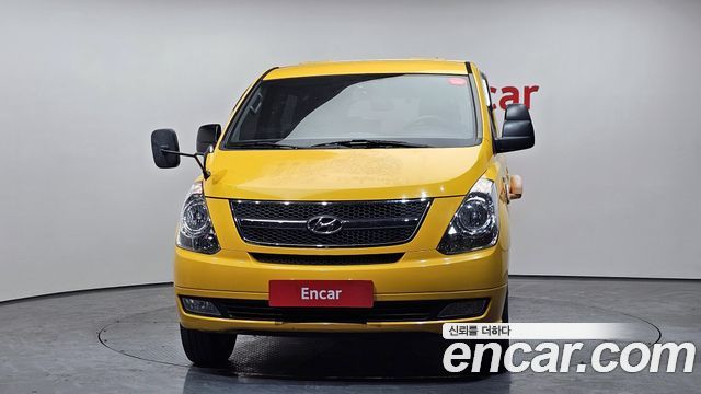 Hyundai Starex 4WD 12-Seater Wagon CVX Luxury — пробег 150 559 км — фото 3 из 5