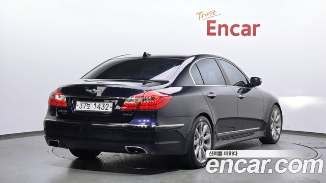 Hyundai Genesis из Кореи Encar