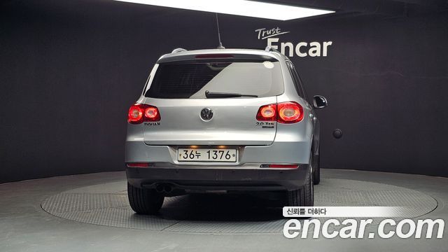 Volkswagen Tiguan из Кореи Encar
