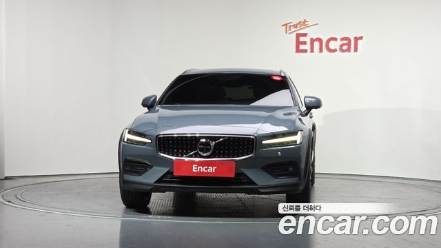 Volvo V60 из Кореи Encar