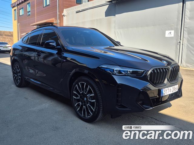 BMW X6 xDrive40i M Sport — пробег 1 320 км — фото 4 из 5