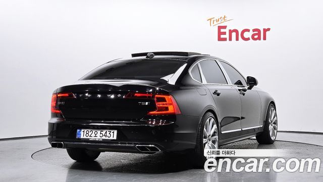 Volvo S90 T8 AWD Excellence — пробег 118 218 км — фото 2 из 5