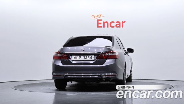 Honda Accord из Кореи Encar