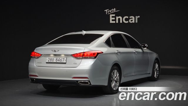 Hyundai Genesis из Кореи Encar