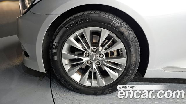 Hyundai Genesis из Кореи Encar