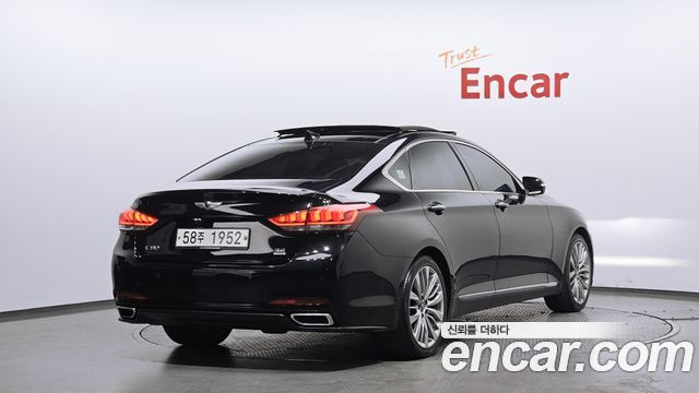 Hyundai Genesis из Кореи Encar