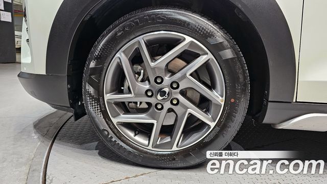Ssangyong TIBOLI из Кореи Encar
