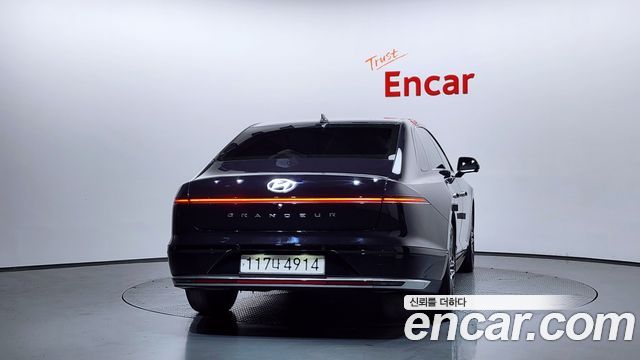 Hyundai Grandeur 3,5 Gasoline 4WD Exclusive — пробег 22 628 км — фото 4 из 5