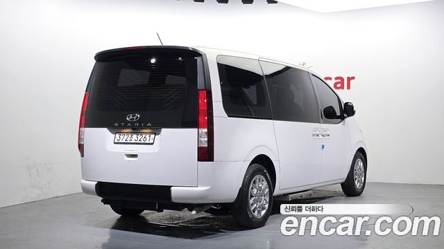 Hyundai Staria из Кореи Encar
