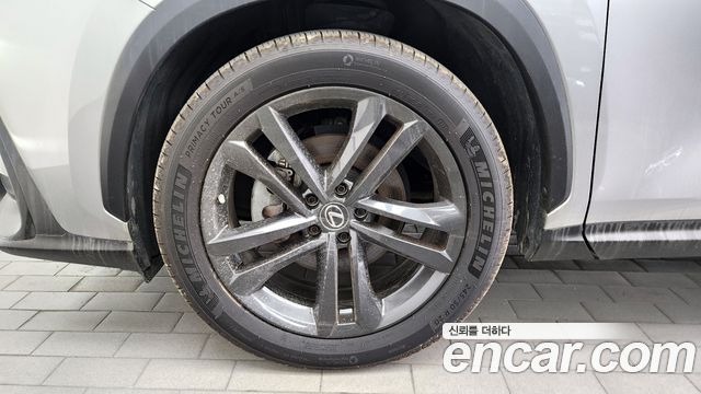 Lexus NX из Кореи Encar