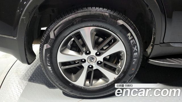 Ssangyong Rexton из Кореи Encar